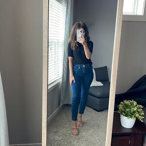 Good American Skinny leg Jean